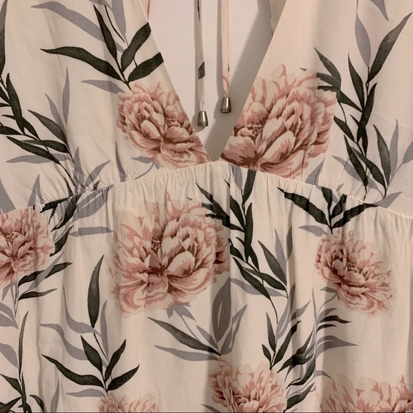 Forever 21 Boho Bell Sleeve Floral Garden Dress - Picture 8 of 10